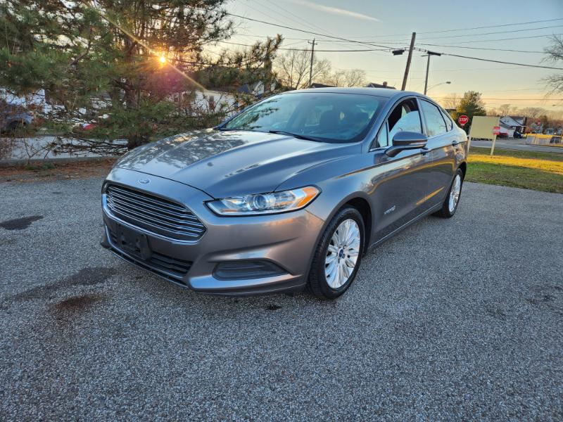 Ford Fusion Hybrid SE 2014