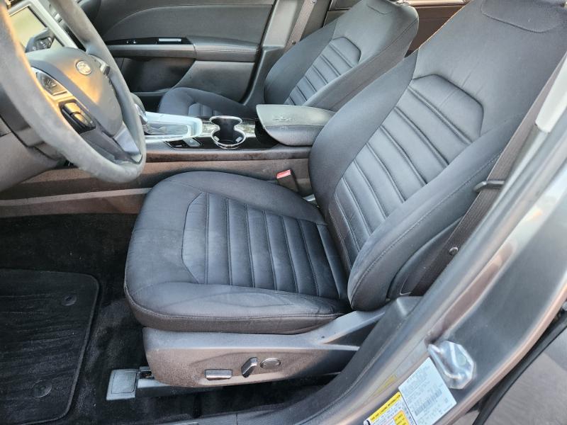 Ford Fusion Hybrid SE 2014