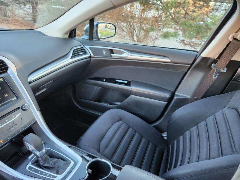 Ford Fusion Hybrid SE 2014