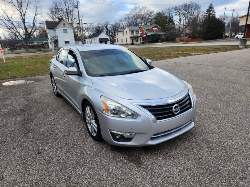 Nissan Altima 3.5 SV 2015