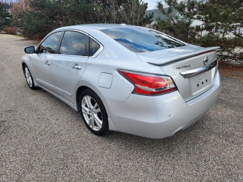 Nissan Altima 3.5 SV 2015