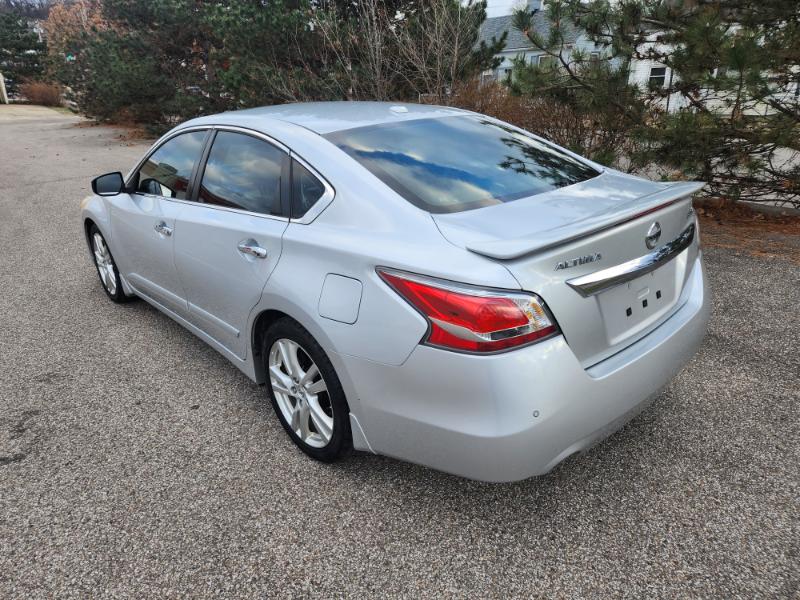 Nissan Altima 3.5 SV 2015