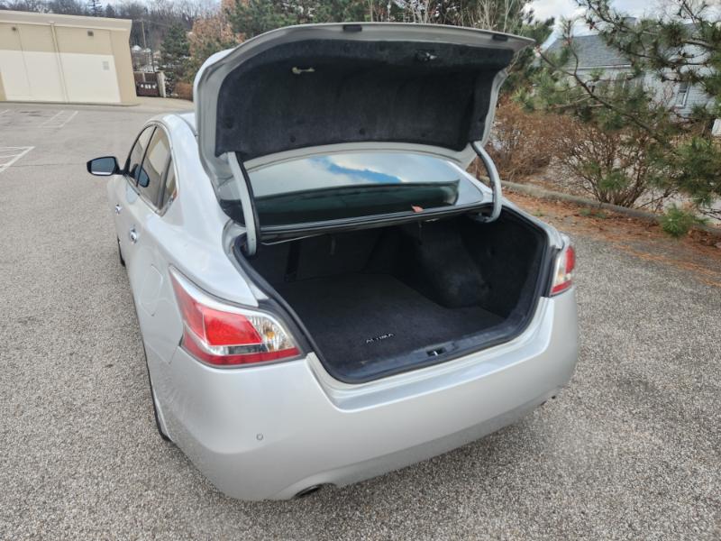 Nissan Altima 3.5 SV 2015