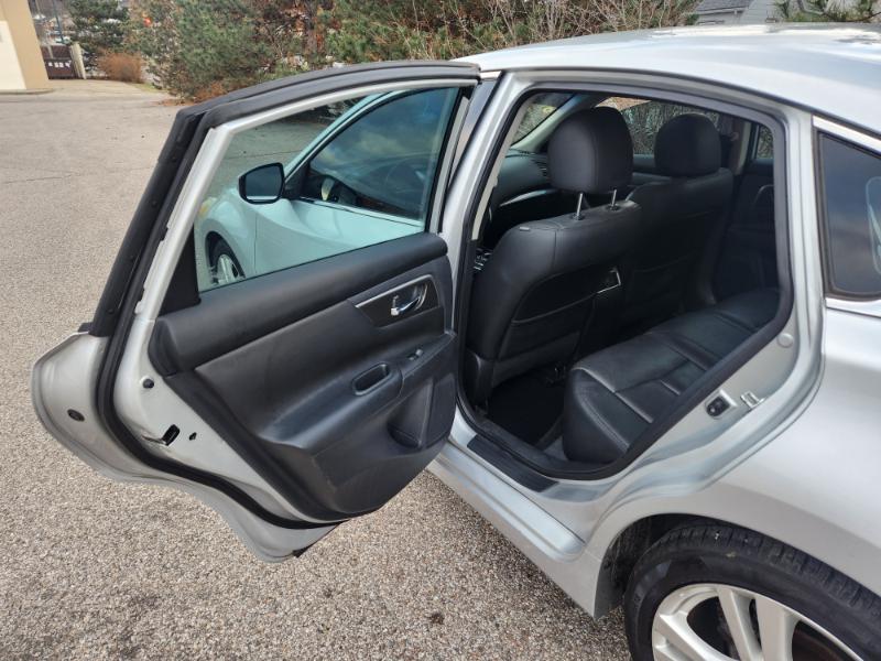 Nissan Altima 3.5 SV 2015