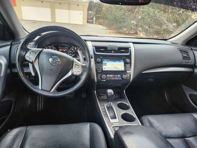 Nissan Altima 3.5 SV 2015
