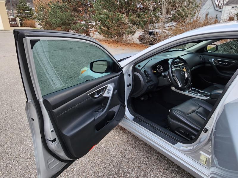 Nissan Altima 3.5 SV 2015