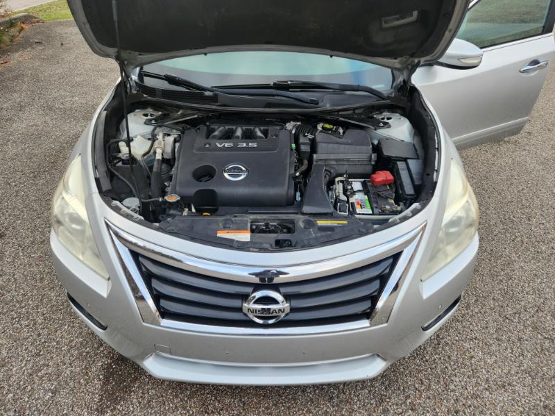 Nissan Altima 3.5 SV 2015
