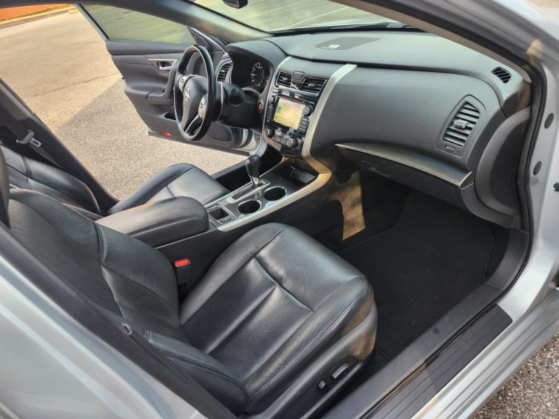 Nissan Altima 3.5 SV 2015