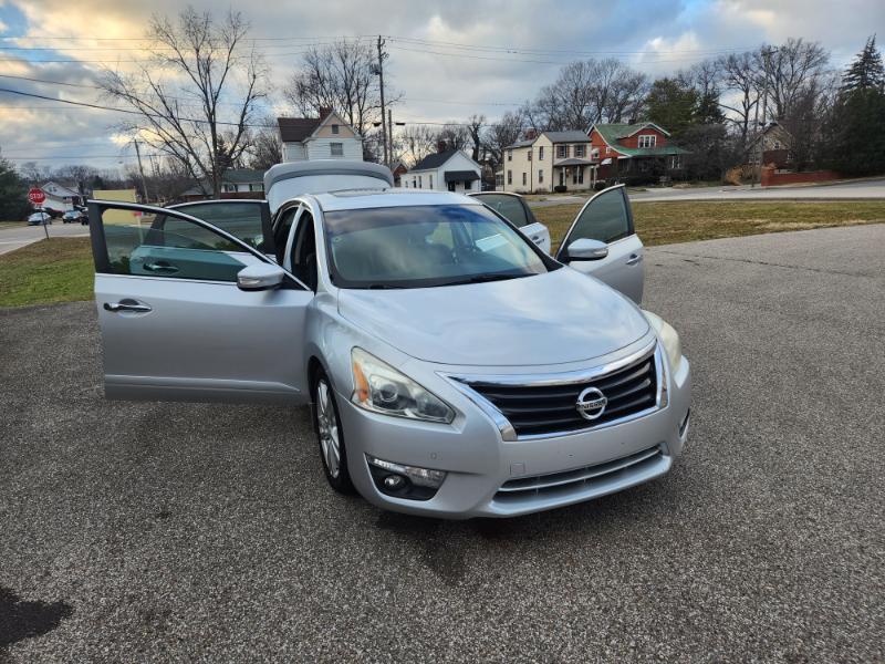 Nissan Altima 3.5 SV 2015