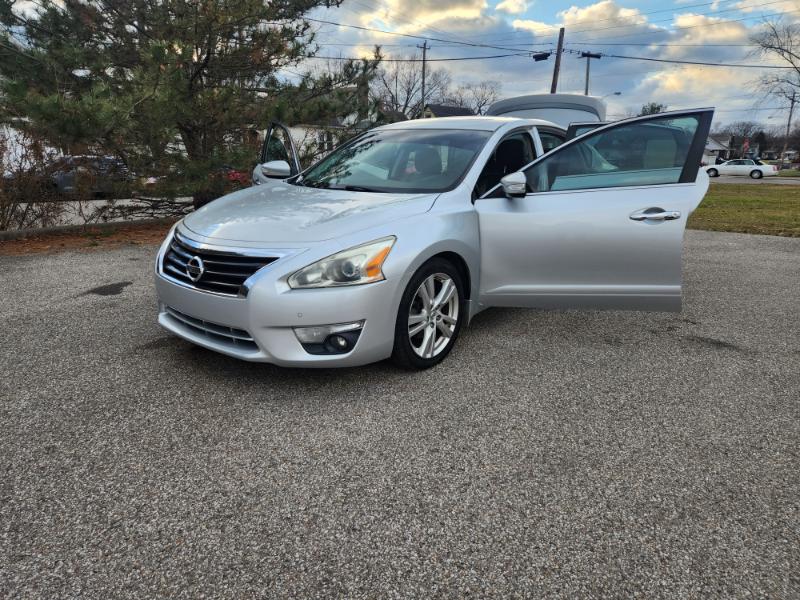 Nissan Altima 3.5 SV 2015