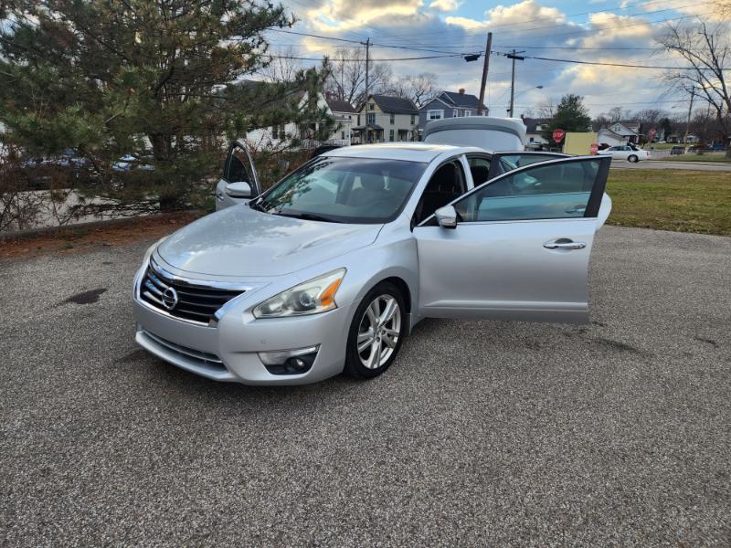 Nissan Altima 3.5 SV 2015