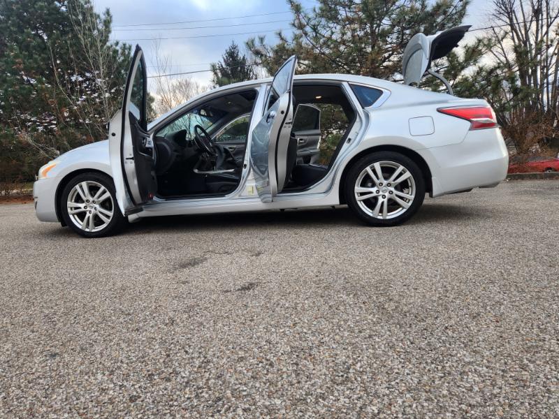 Nissan Altima 3.5 SV 2015