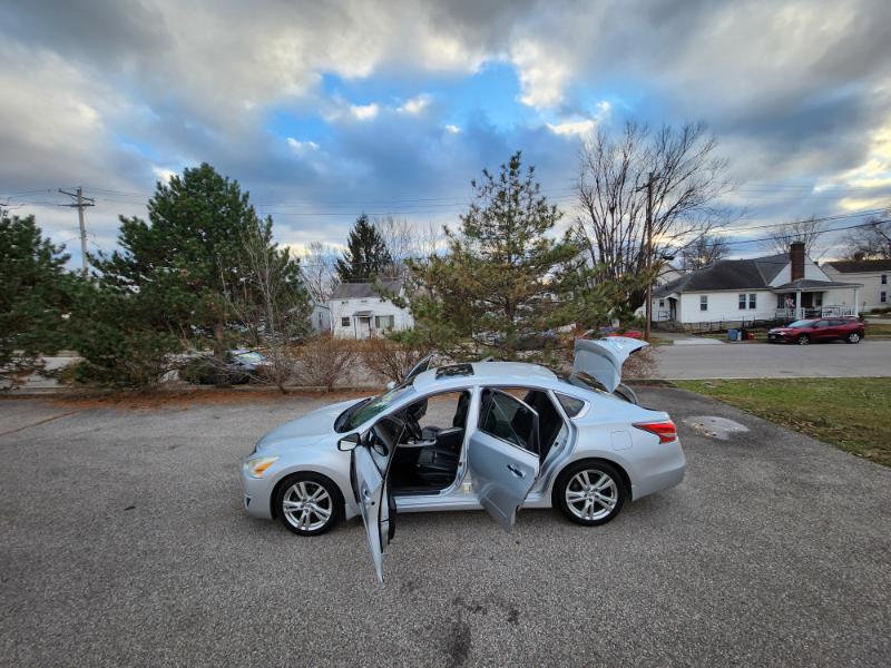 Nissan Altima 3.5 SV 2015
