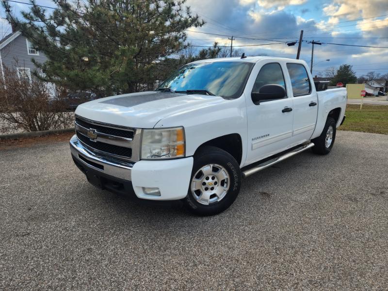 Chevrolet Silverado 1500 LT Crew Cab 4WD 2011