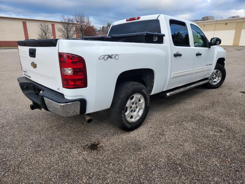 Chevrolet Silverado 1500 LT Crew Cab 4WD 2011