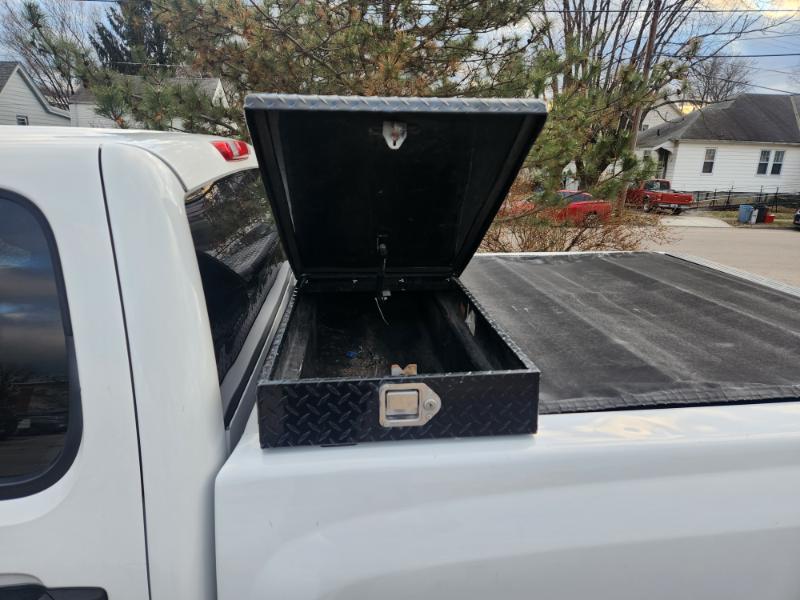 Chevrolet Silverado 1500 LT Crew Cab 4WD 2011