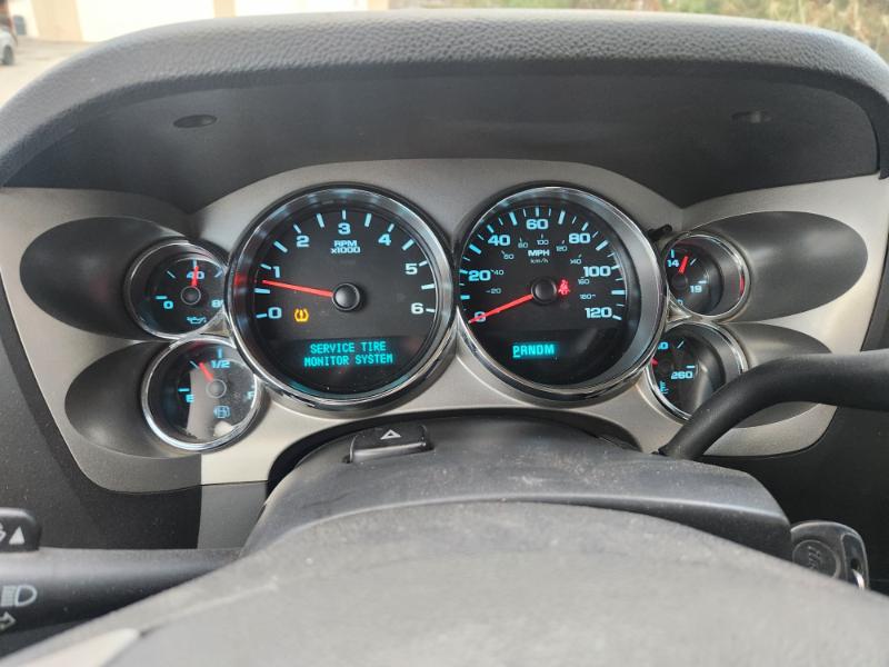 Chevrolet Silverado 1500 LT Crew Cab 4WD 2011