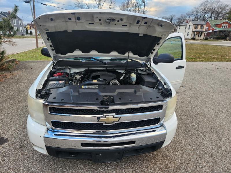 Chevrolet Silverado 1500 LT Crew Cab 4WD 2011