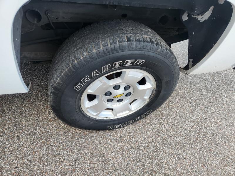 Chevrolet Silverado 1500 LT Crew Cab 4WD 2011