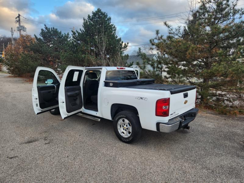 Chevrolet Silverado 1500 LT Crew Cab 4WD 2011
