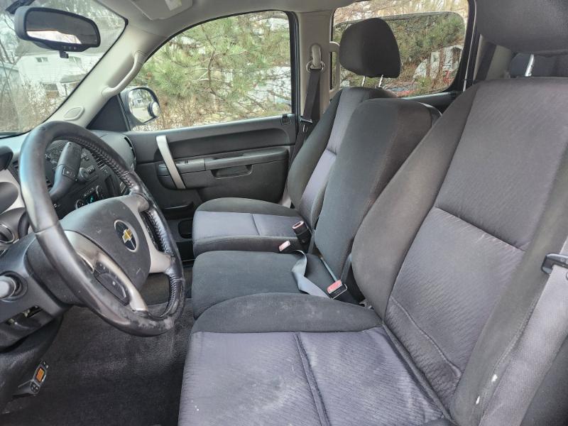 Chevrolet Silverado 1500 LT Crew Cab 4WD 2011