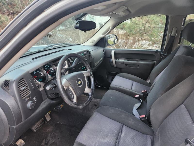 Chevrolet Silverado 1500 LT Crew Cab 4WD 2011