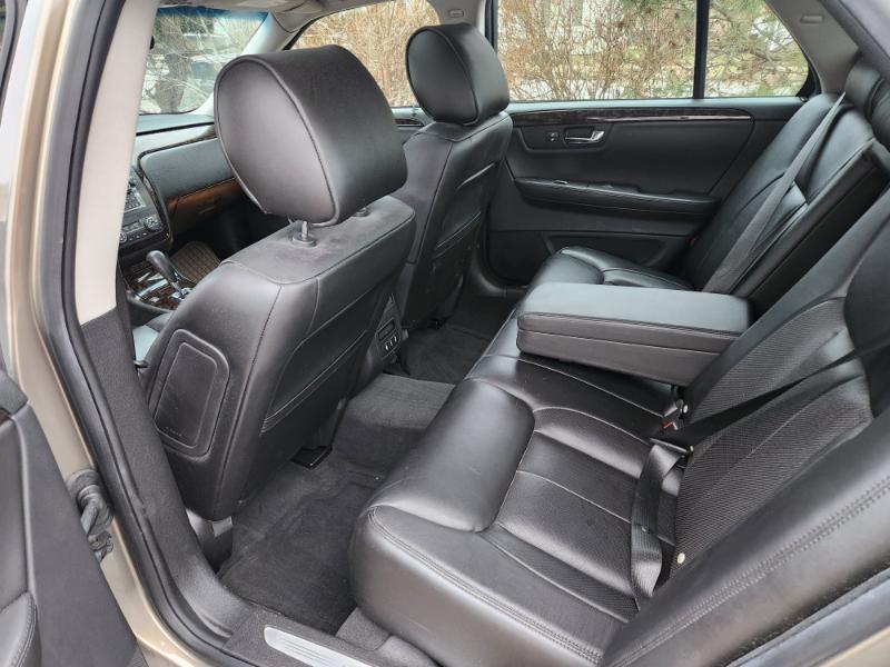 Cadillac DTS Luxury 2011