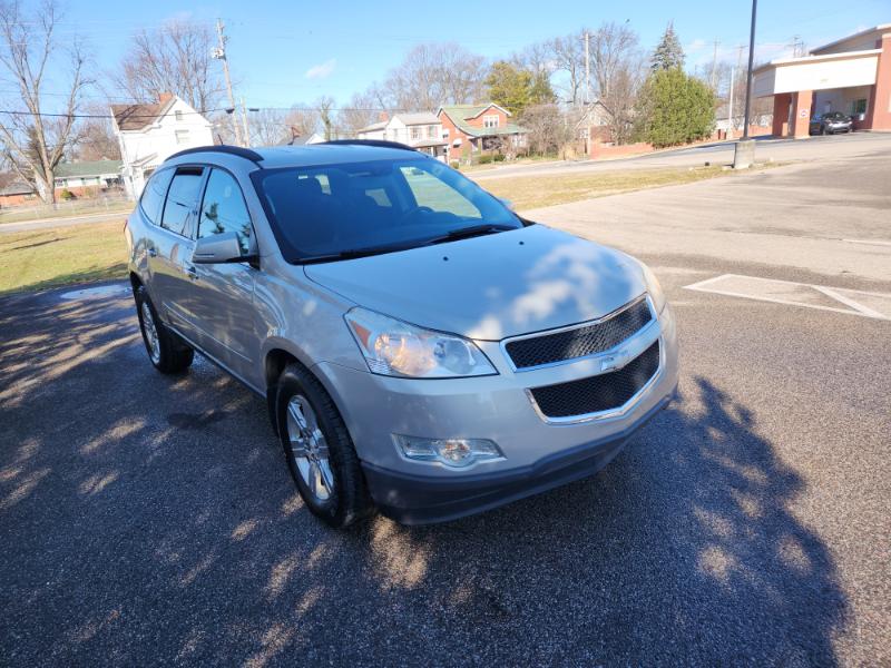 Chevrolet Traverse 2LT AWD 2011
