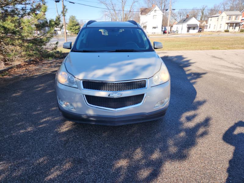 Chevrolet Traverse 2LT AWD 2011