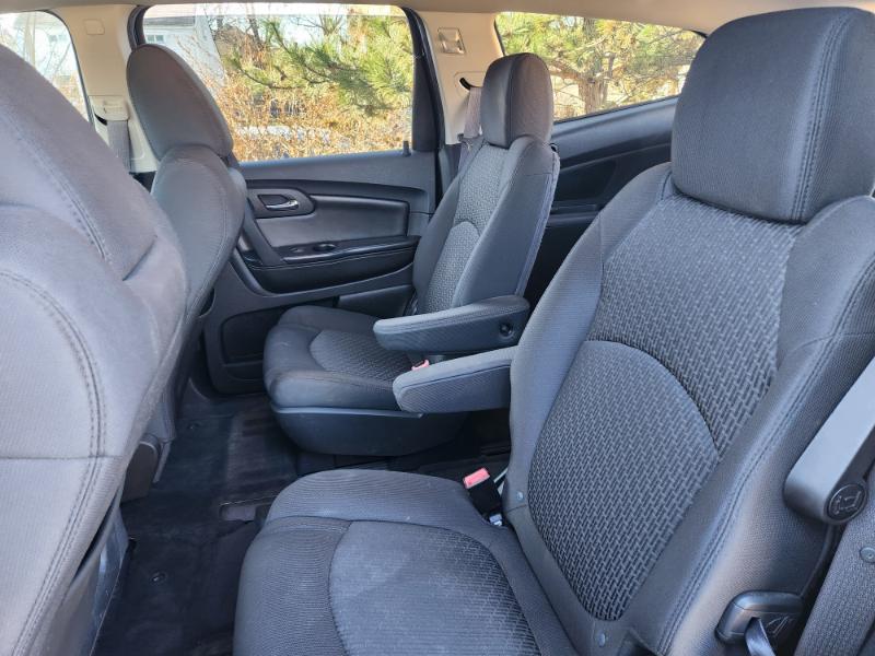 Chevrolet Traverse 2LT AWD 2011