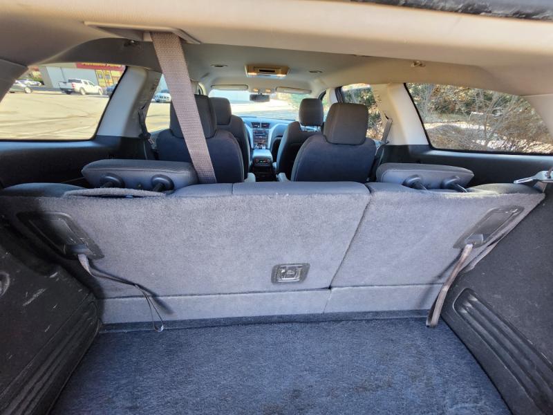 Chevrolet Traverse 2LT AWD 2011