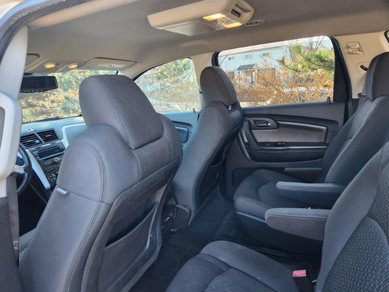 Chevrolet Traverse 2LT AWD 2011