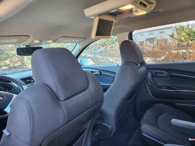 Chevrolet Traverse 2LT AWD 2011
