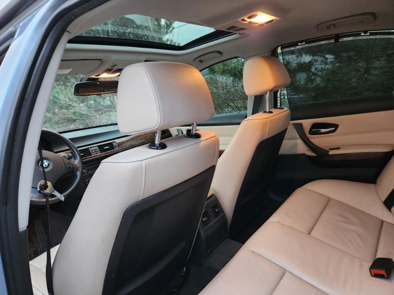 BMW 3-Series 328i xDrive 2011