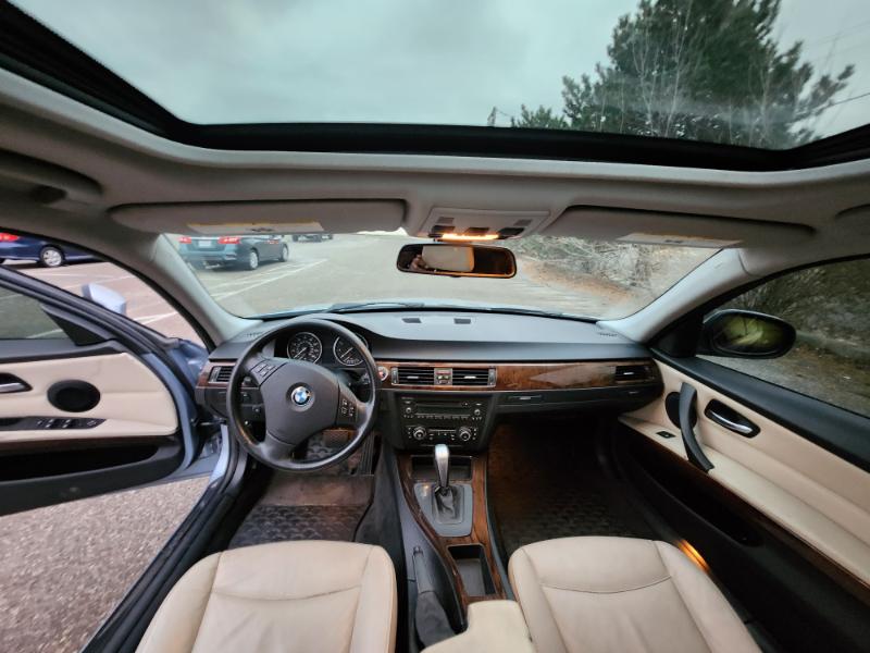 BMW 3-Series 328i xDrive 2011