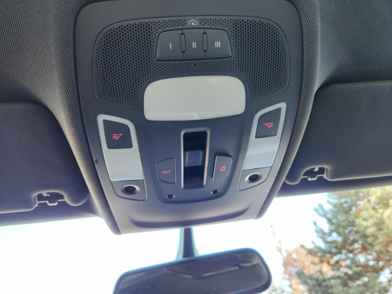 Audi A6 3.0T quattro Tiptronic 2012