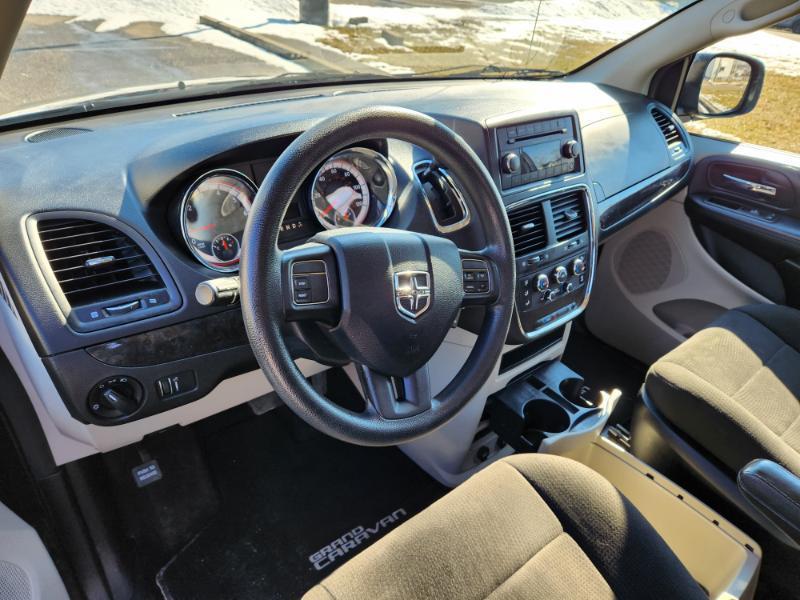 Dodge Grand Caravan SE 2013