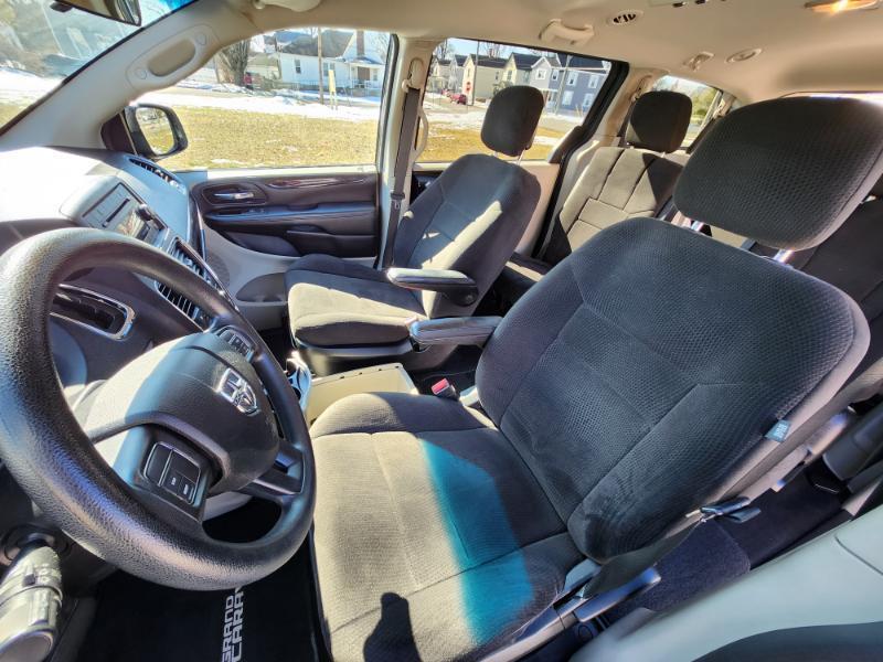 Dodge Grand Caravan SE 2013