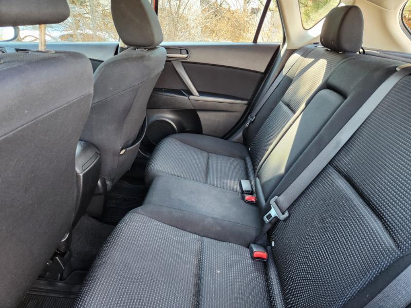 Mazda MAZDA3 i Touring AT 5-Door 2013