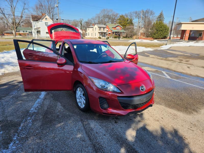 Mazda MAZDA3 i Touring AT 5-Door 2013