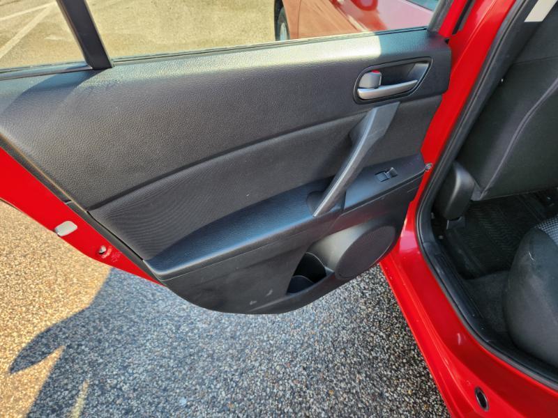 Mazda MAZDA3 i Touring AT 5-Door 2013