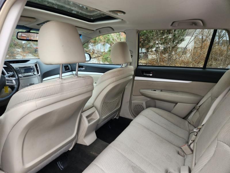 Subaru Outback 2.5i Premium 2012