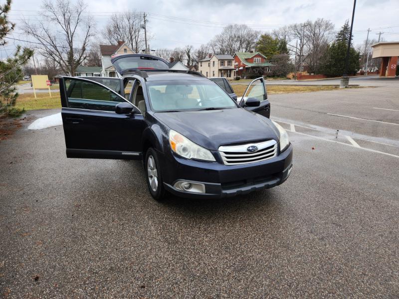 Subaru Outback 2.5i Premium 2012