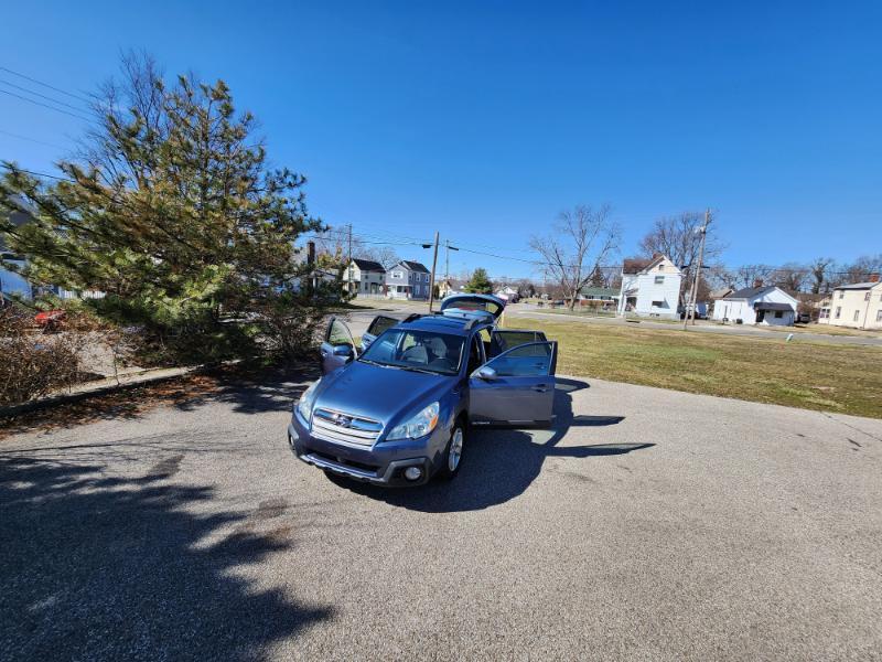 Subaru Outback 2.5i Premium 2014