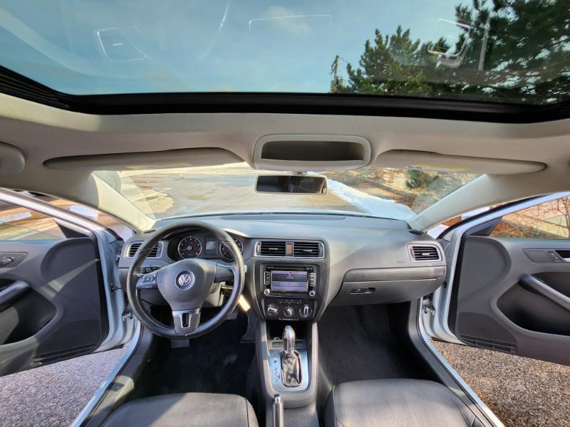 Volkswagen Jetta SE 2012