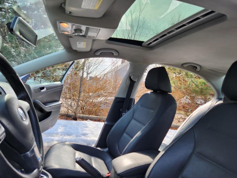 Volkswagen Jetta SE 2012