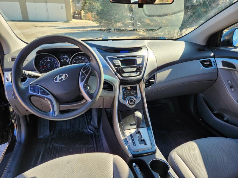 Hyundai Elantra Limited 2013