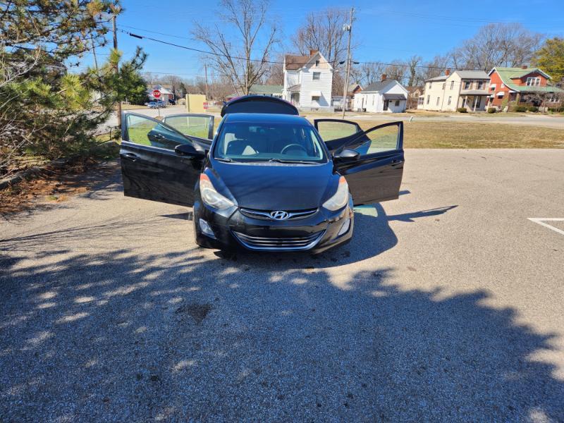 Hyundai Elantra Limited 2013