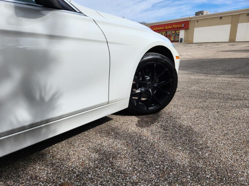 BMW 3-Series 320i xDrive 2015