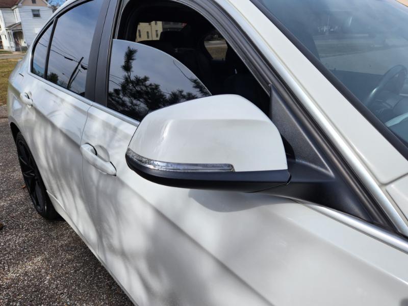 BMW 3-Series 320i xDrive 2015